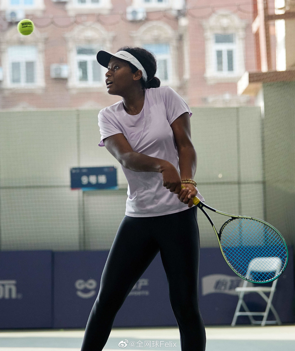 场豪取单打, src